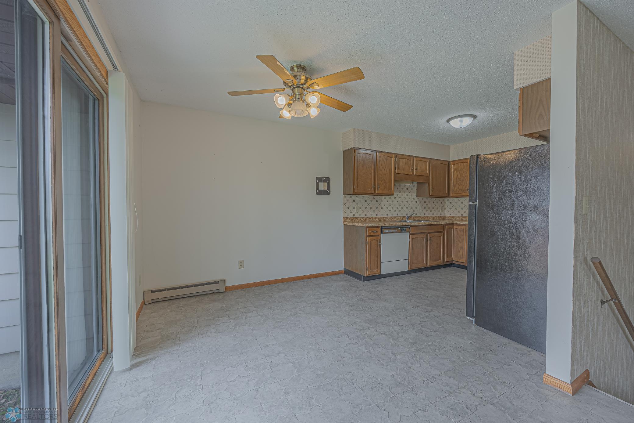 1139 19th Street, Moorhead, Minnesota image 5