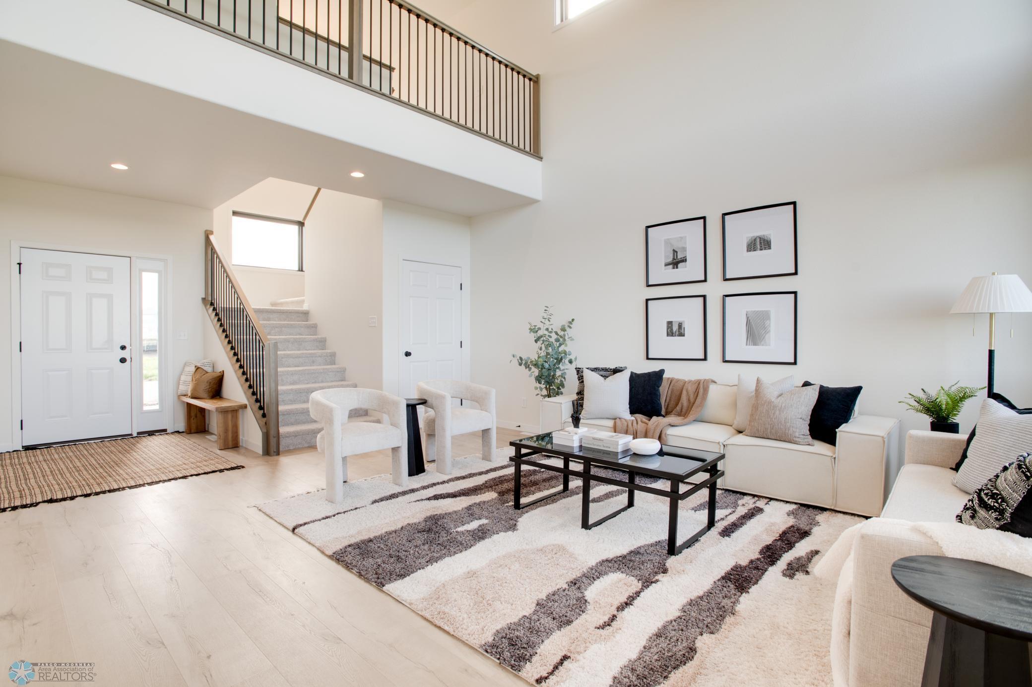 Fargo, North Dakota 58104, United States, 3 Bedrooms Bedrooms, ,3 BathroomsBathrooms,Residential,Pending,57848