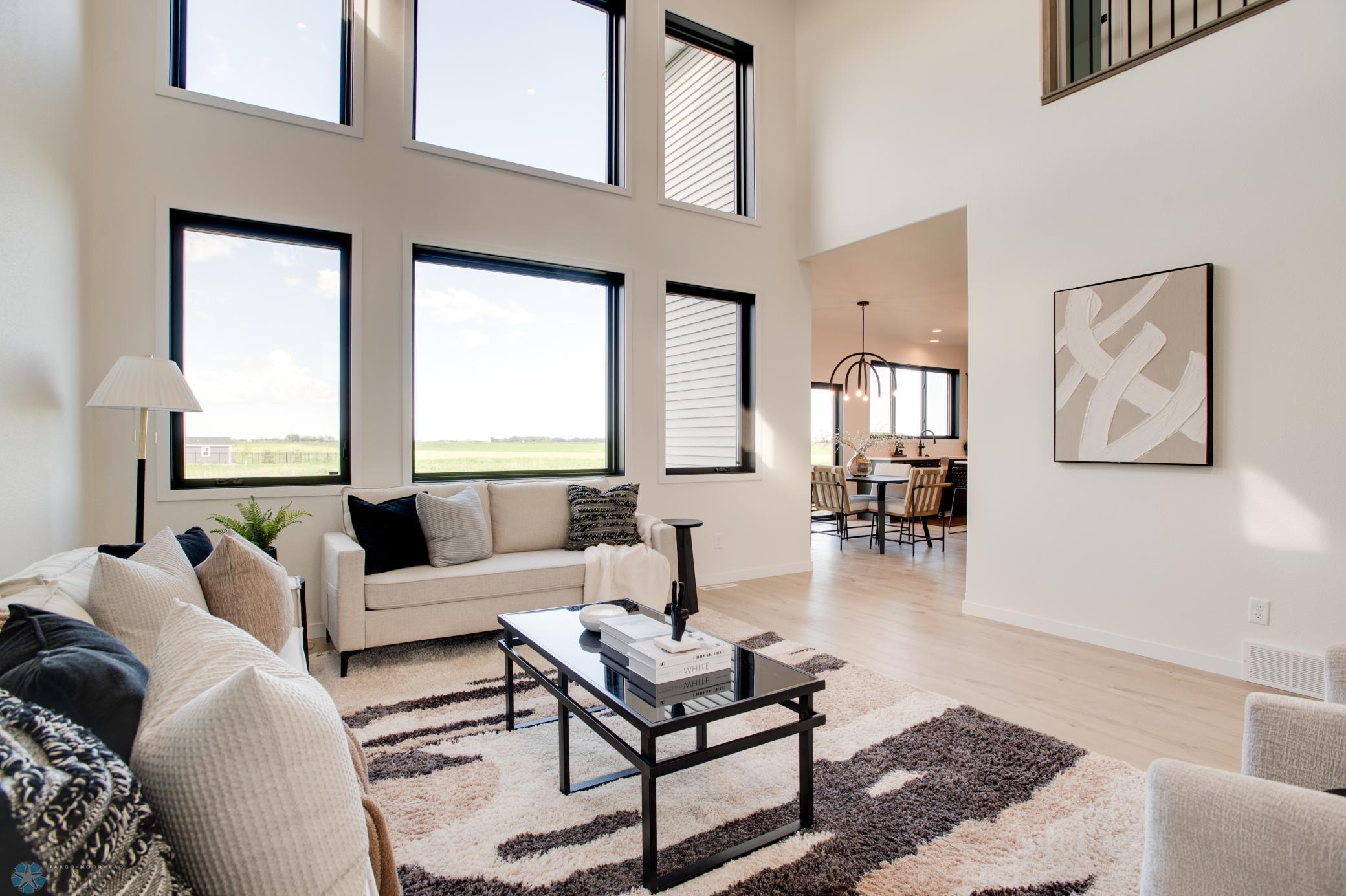 Fargo, North Dakota 58104, United States, 3 Bedrooms Bedrooms, ,3 BathroomsBathrooms,Residential,Pending,57848