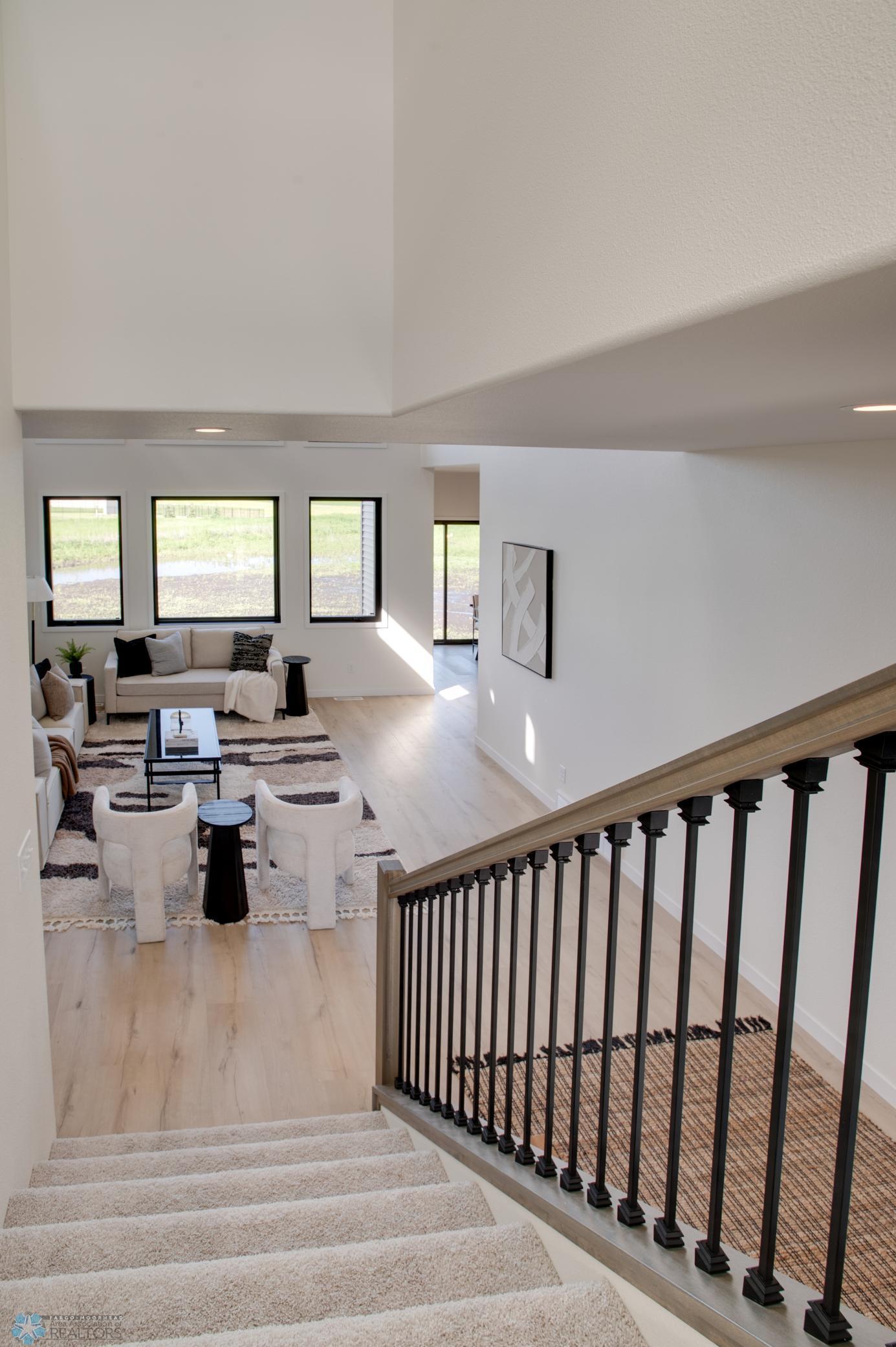 Fargo, North Dakota 58104, United States, 3 Bedrooms Bedrooms, ,3 BathroomsBathrooms,Residential,Pending,57848