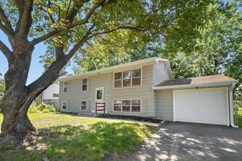 2182 Radatz Avenue, North Saint Paul, MN 55109 - #: 6572214