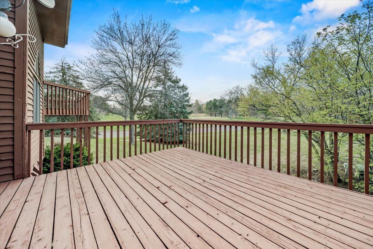 12510 Parkwood Drive, Burnsville, Minnesota image 31