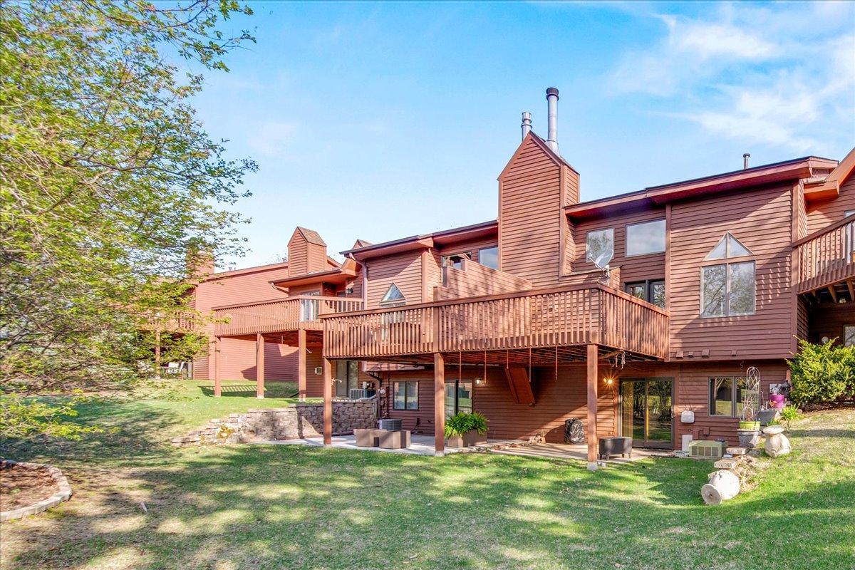 12510 Parkwood Drive, Burnsville, Minnesota image 33
