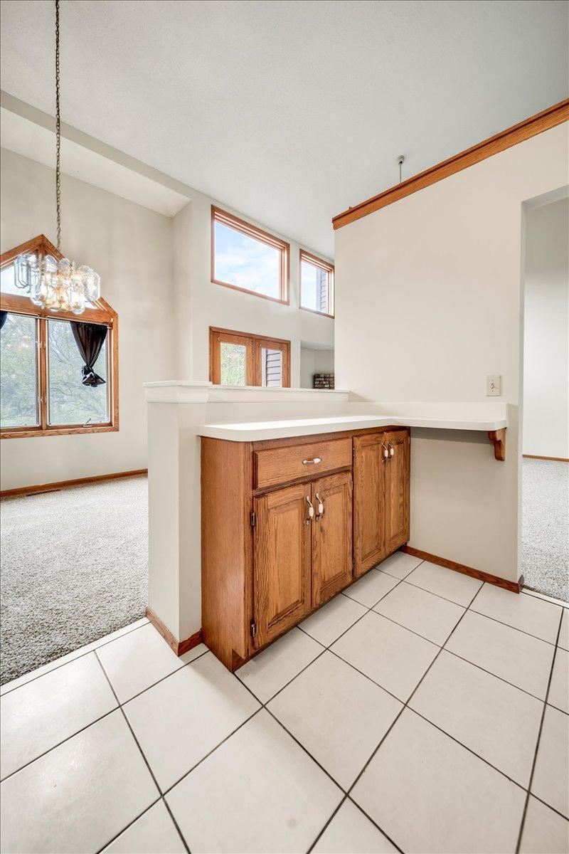 12510 Parkwood Drive, Burnsville, Minnesota image 14