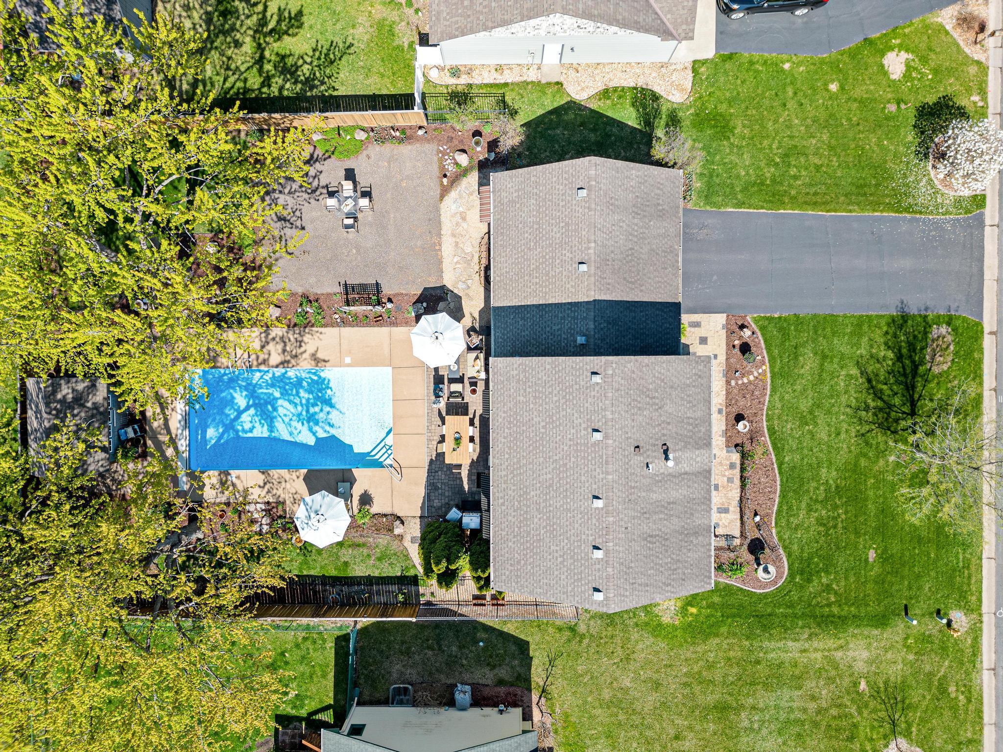12138 Kerry Street, Minneapolis, Minnesota image 38