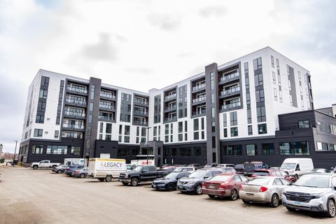 Condo For Sale - 300 Main Avenue<br/> Cass County, Fargo, ND 58103