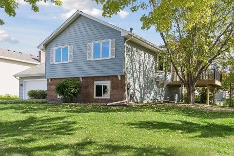 Homes For Sale - 11910 44th Avenue<br/> Plymouth, MN 55442