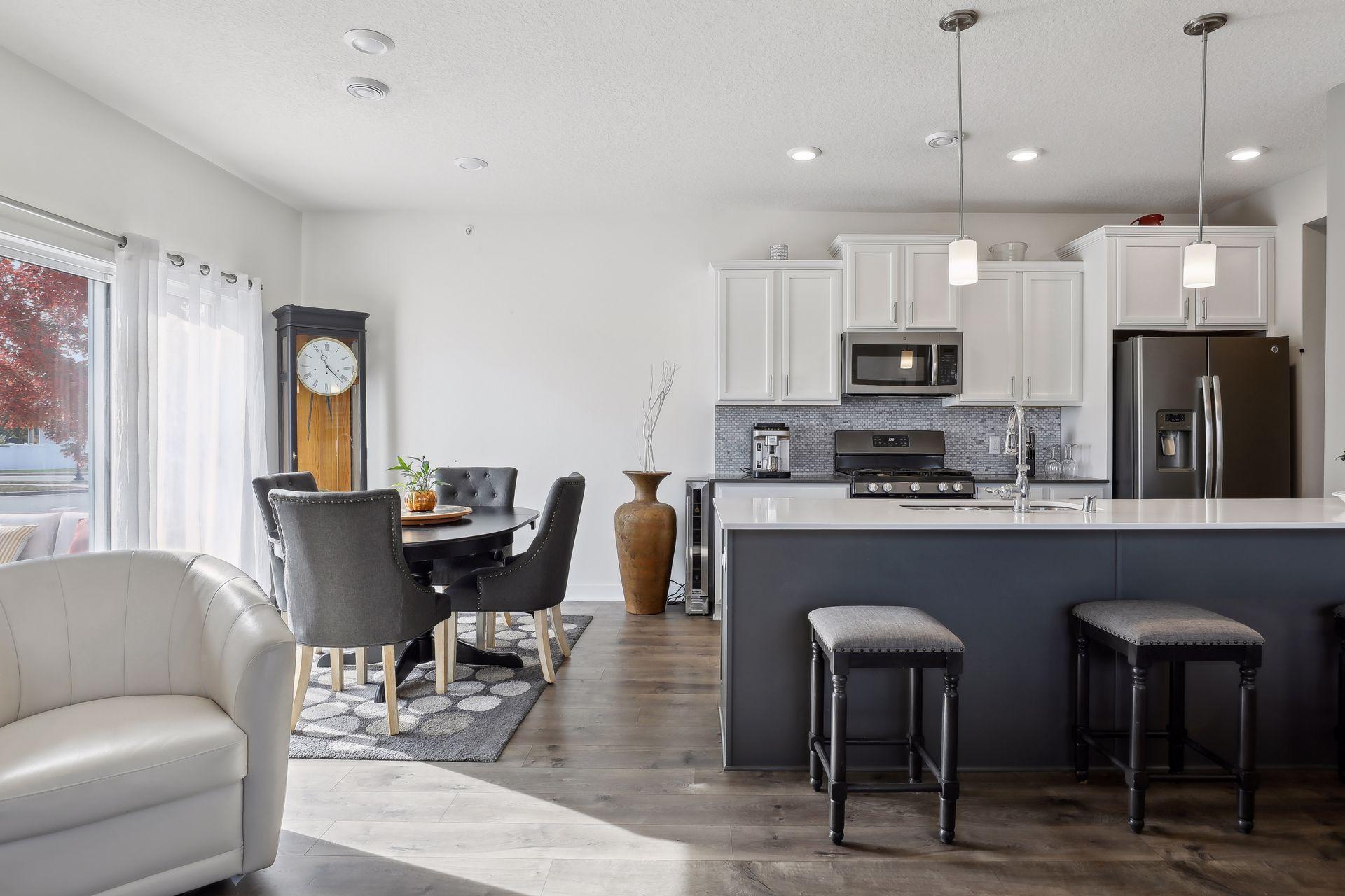 8006 64th Street, Cottage Grove, Minnesota image 3