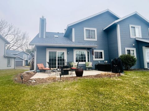 Townhouse For Sale - 2619 Tuxedo Lane<br/> Rochester, MN 55901
