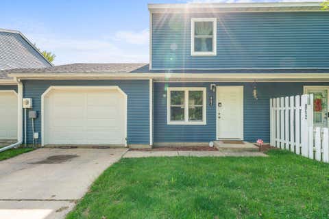 Townhouse For Sale - 862 W Village Circle<br/> Olmsted County, Rochester, MN 55904