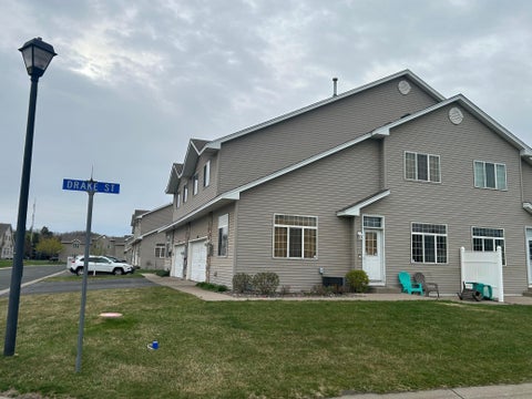 Homes For Sale - 1461 127th Lane<br/> Coon Rapids, MN 55448
