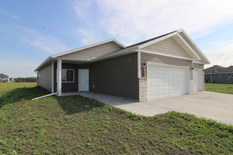 Homes For Sale - 1600 5th Avenue<br/> Clay County, Dilworth, MN 56529