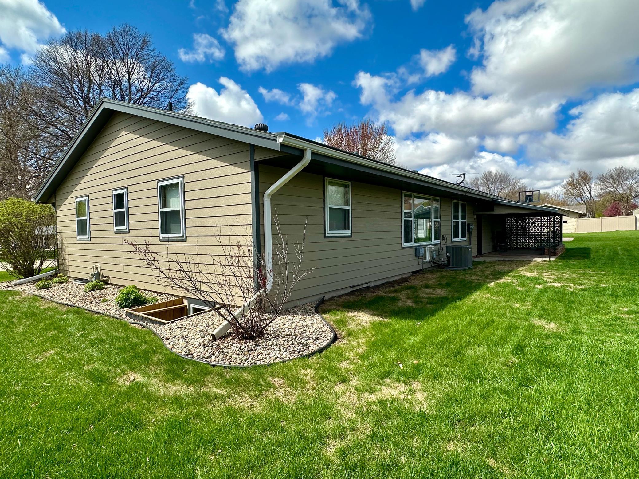 309 E Fairway Drive, Luverne, Minnesota image 3
