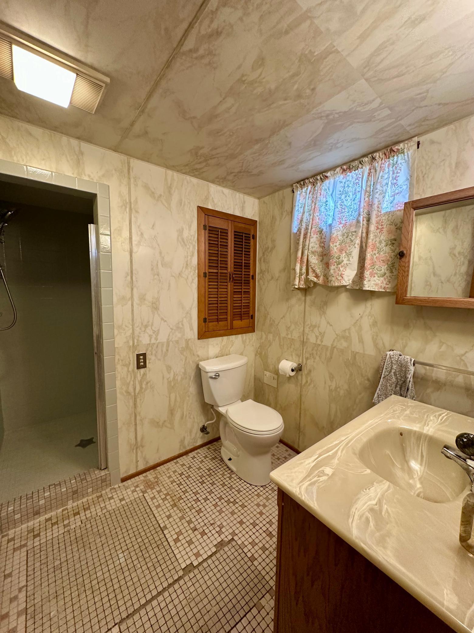 309 E Fairway Drive, Luverne, Minnesota image 39