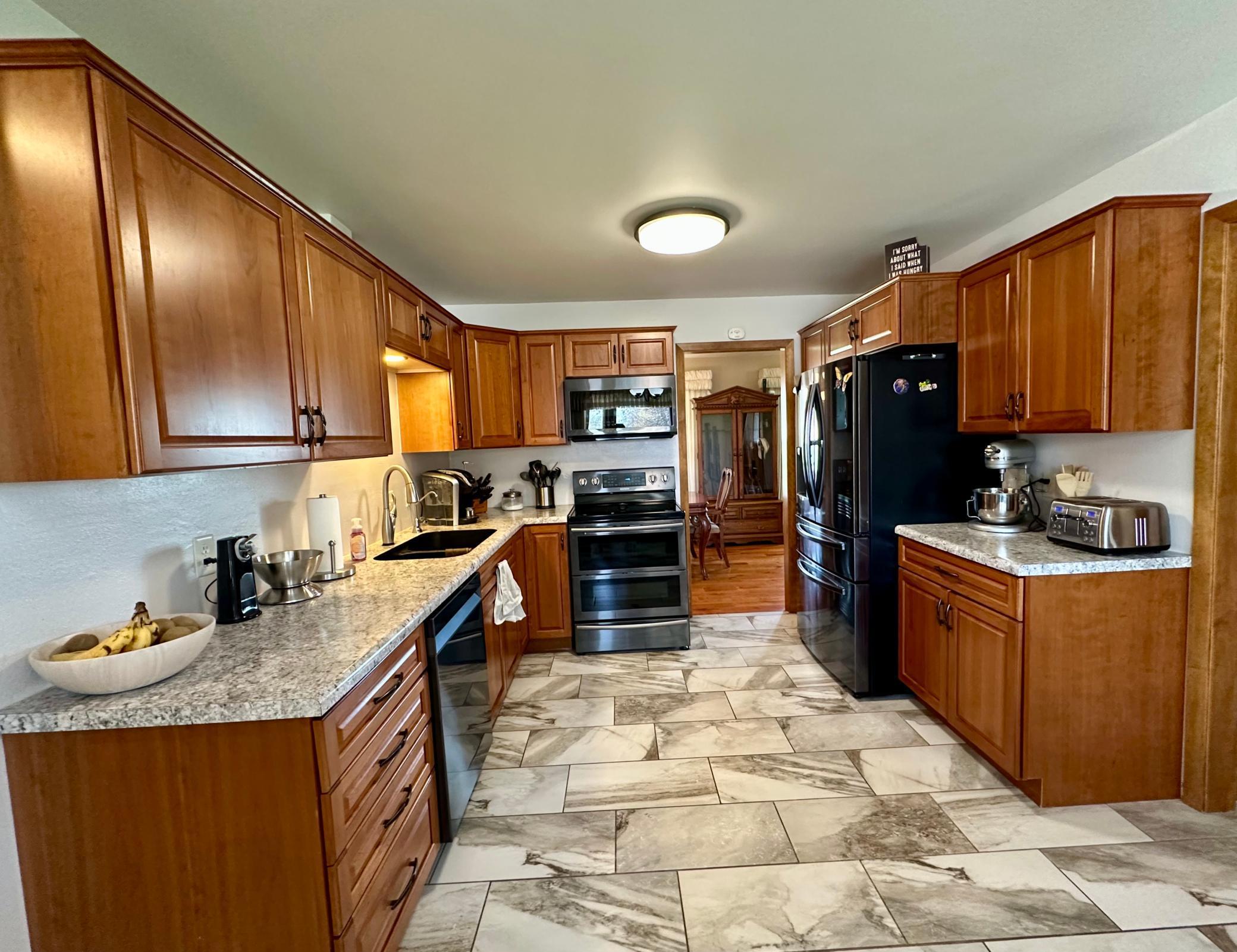 309 E Fairway Drive, Luverne, Minnesota image 9