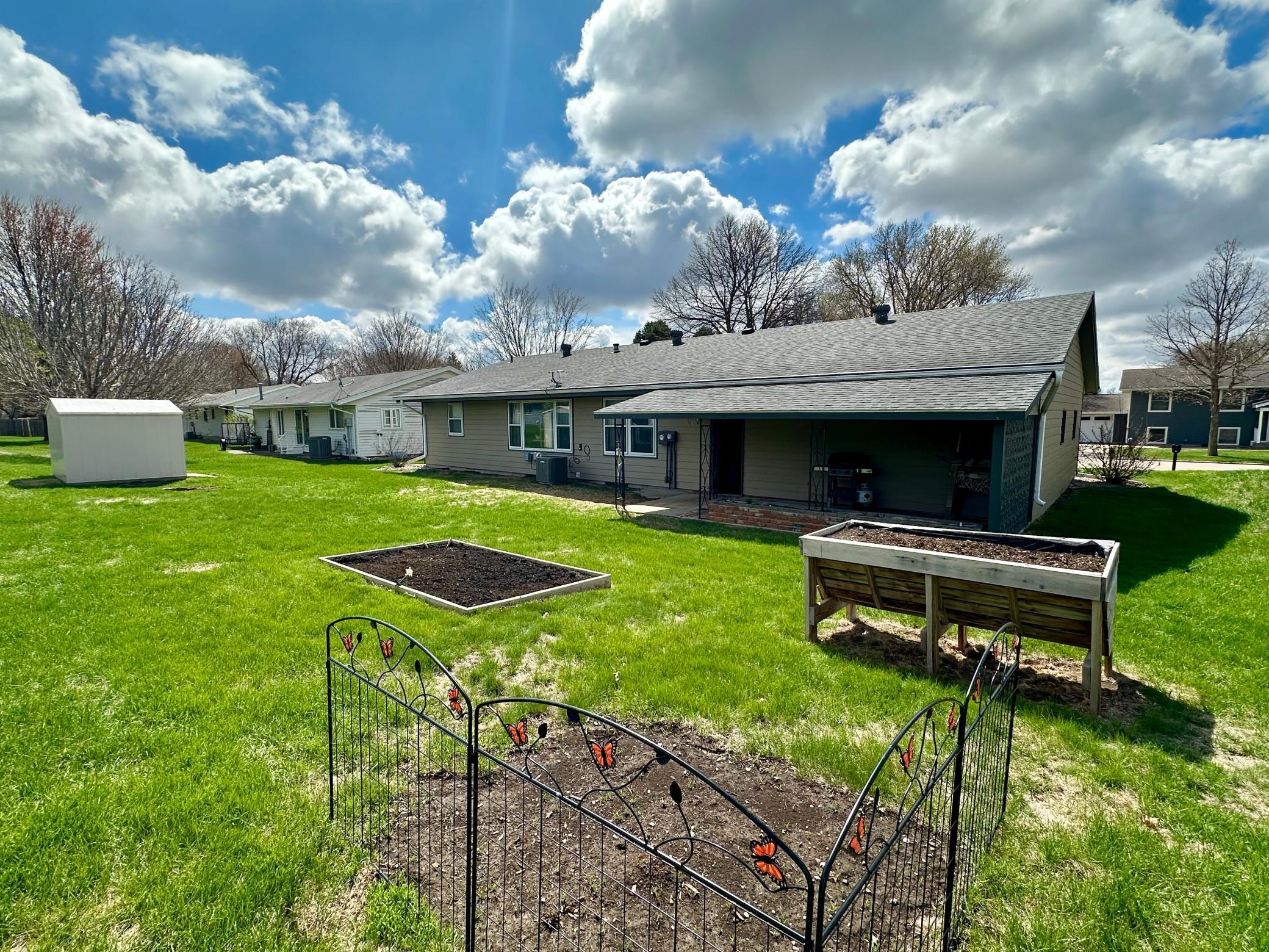 309 E Fairway Drive, Luverne, Minnesota image 2