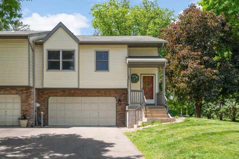Townhouse For Sale - 7365 Bren Lane<br/> Hennepin County, Eden Prairie, MN 55346