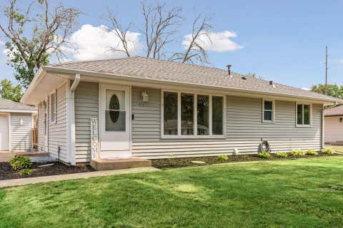 Homes For Sale - 311 109th Avenue<br/> Minneapolis, MN 55448
