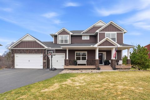 Homes For Sale - 1860 White Pine Court<br/> Stillwater, MN 55082