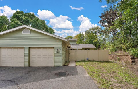Townhouse For Sale - 3277 Cloman Way<br/> Inver Grove Heights, MN 55076