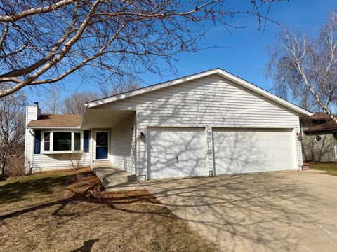 Homes For Sale - 2231 52nd Street<br/> Olmsted County, Rochester, MN 55901