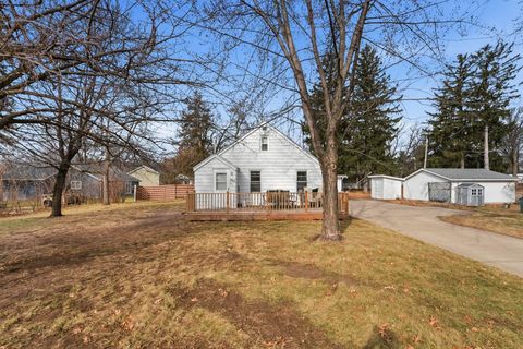 Homes For Sale - 205 3rd Avenue<br/> Stearns County, Sartell, MN 56377