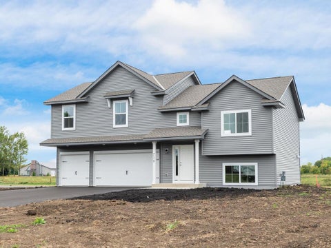 Homes For Sale - 710 Erin Circle<br/> Sibley County, Green Isle, MN 55338
