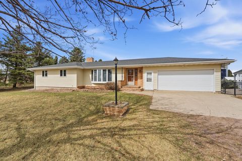 Homes For Sale - 515 151st Street<br/> Rock County, Luverne, MN 56156