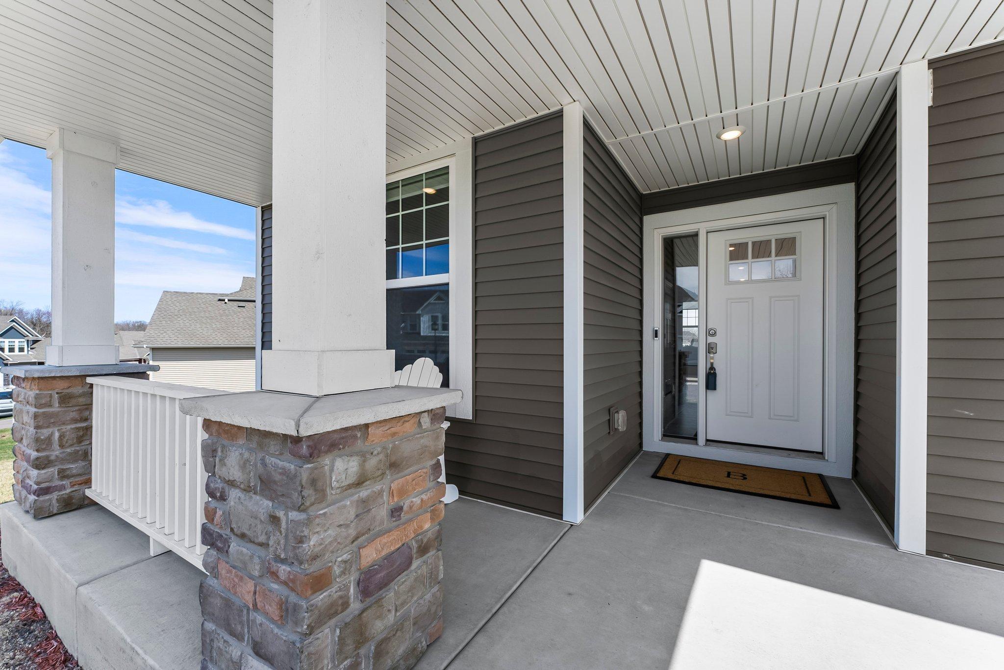 6704 Coach House Lane, Hamel, Minnesota image 8