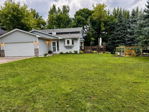 Homes For Sale - 1503 5th Street<br/> Buffalo, MN 55313