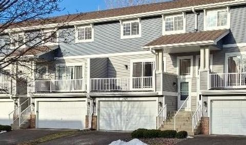 Townhouse For Sale - 17673 69th Place<br/> Hennepin County, Maple Grove, MN 55311