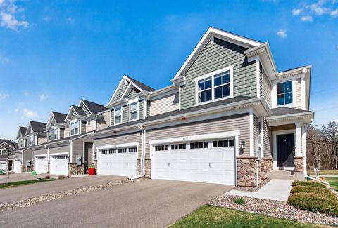 Townhouse For Sale - 6497 Inspire Circle<br/> Washington County, Cottage Grove, MN 55016