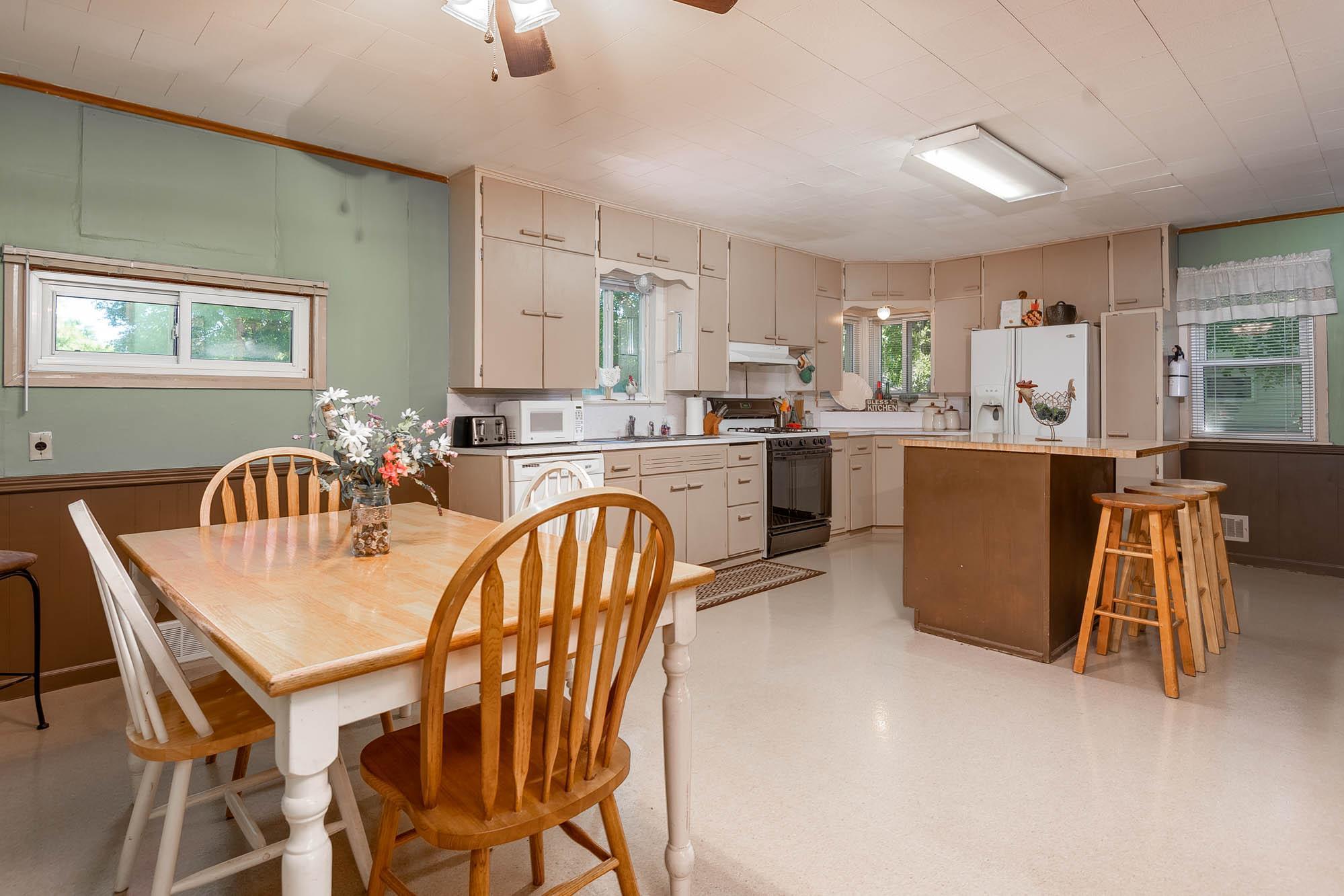 617 W Myrtle Street, Saint Peter, Minnesota image 7