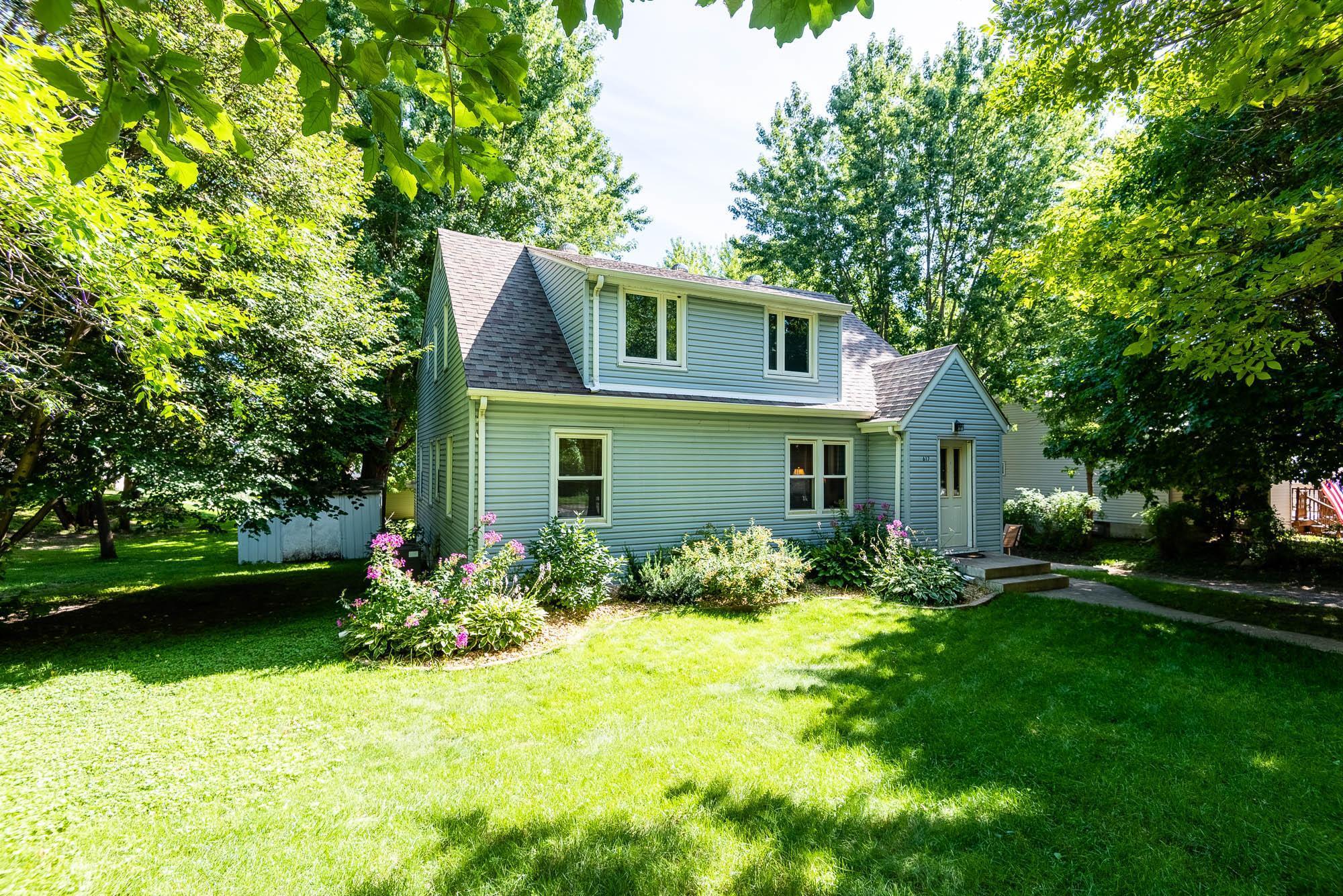 617 W Myrtle Street, Saint Peter, Minnesota image 2