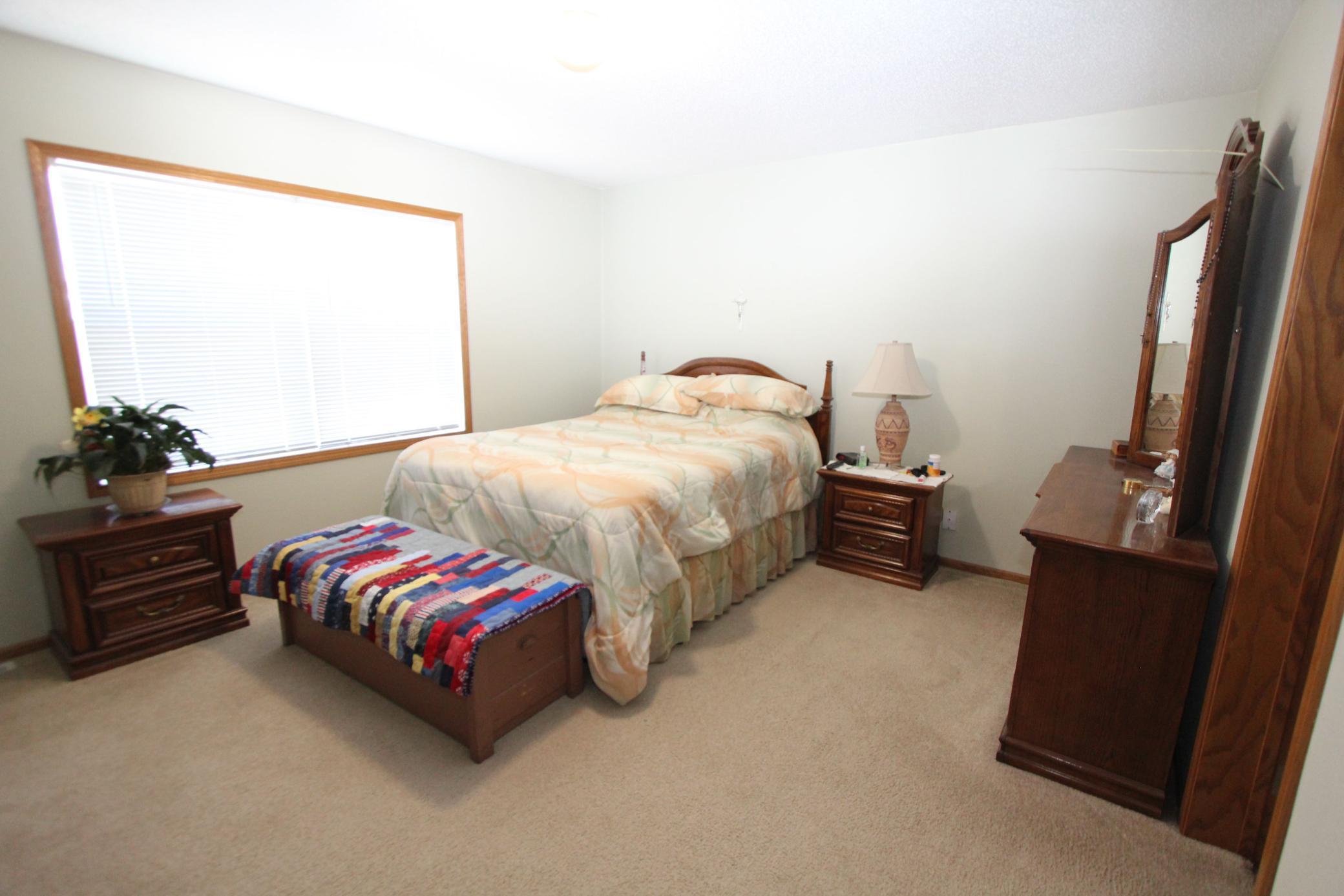 932 Spruce Avenue, Thief River Falls, Minnesota image 16