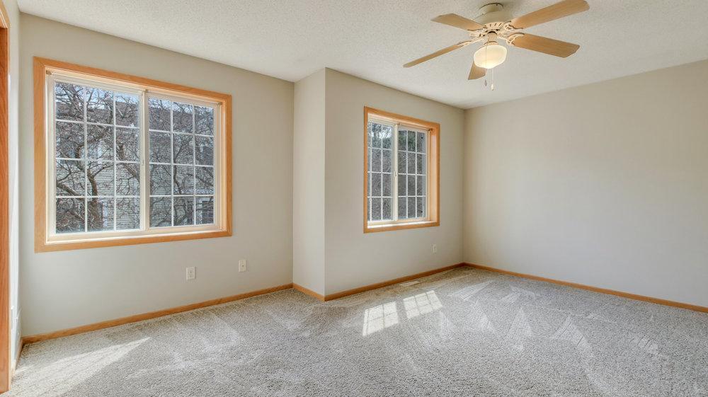 15325 Greenhaven Lane #105, Burnsville, Minnesota image 14