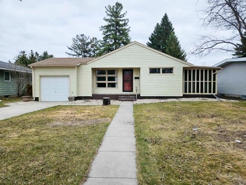 Homes For Sale - 308 Maple Avenue<br/> Pennington County, Thief River Falls, MN 56701
