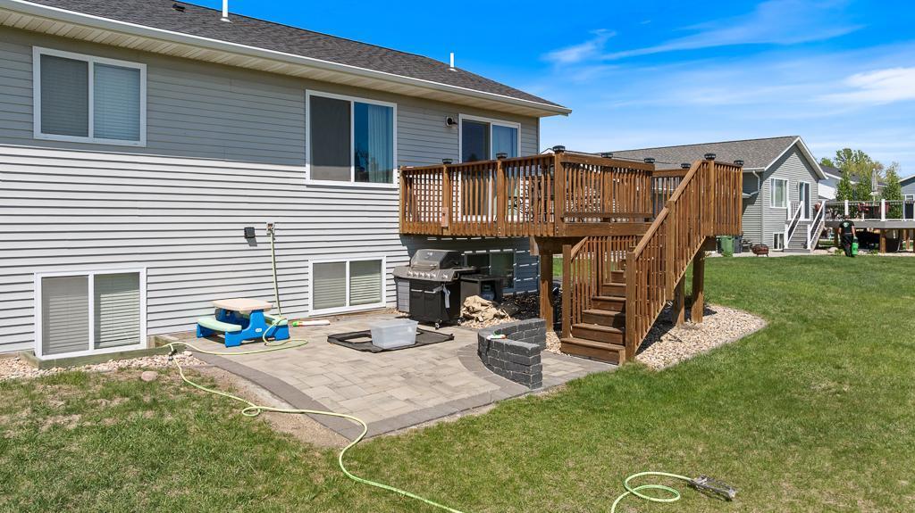 1117 Stockholm Avenue, Marshall, Minnesota image 7
