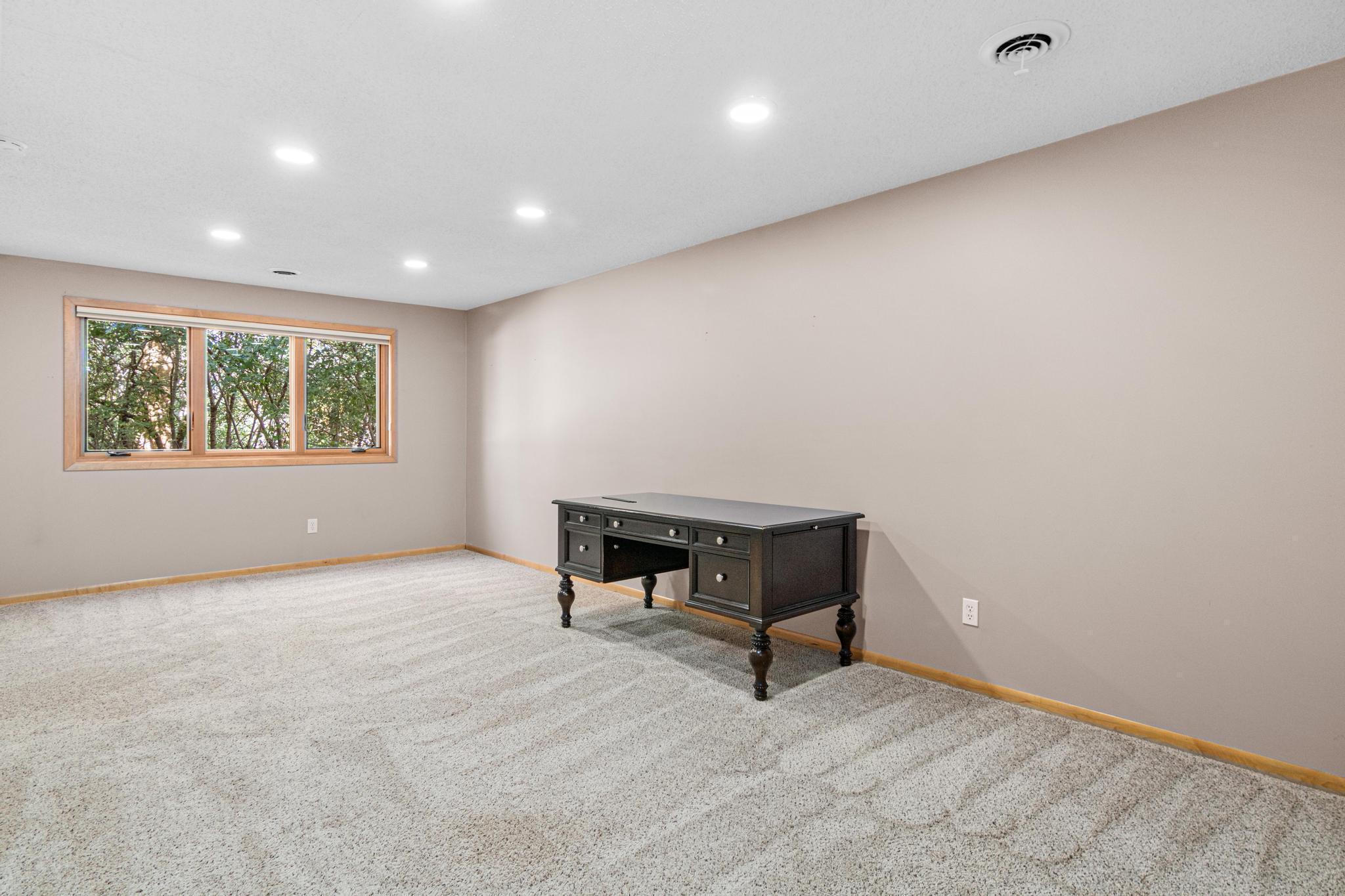 13300 39th Avenue, Plymouth, Minnesota image 28