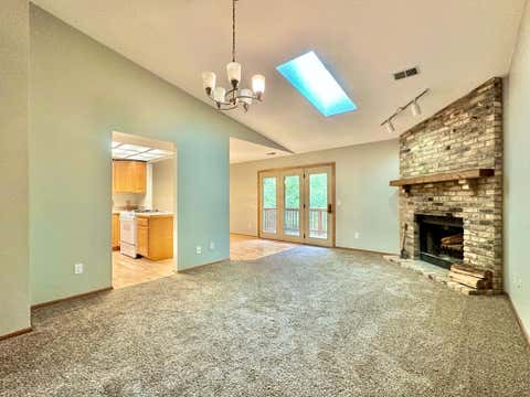 Homes For Sale - 18462 Creeks Bend Drive<br/> Minnetonka, MN 55345