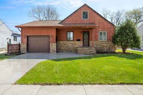 Homes For Sale - 620 12th Street<br/> Clay County, Moorhead, MN 56560