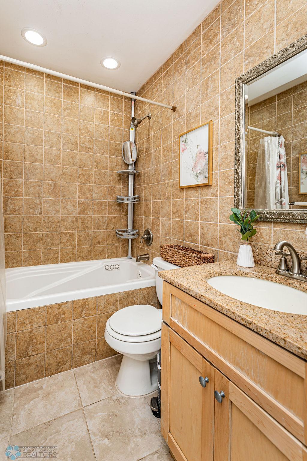 324 Cherry Court, West Fargo, North Dakota image 20