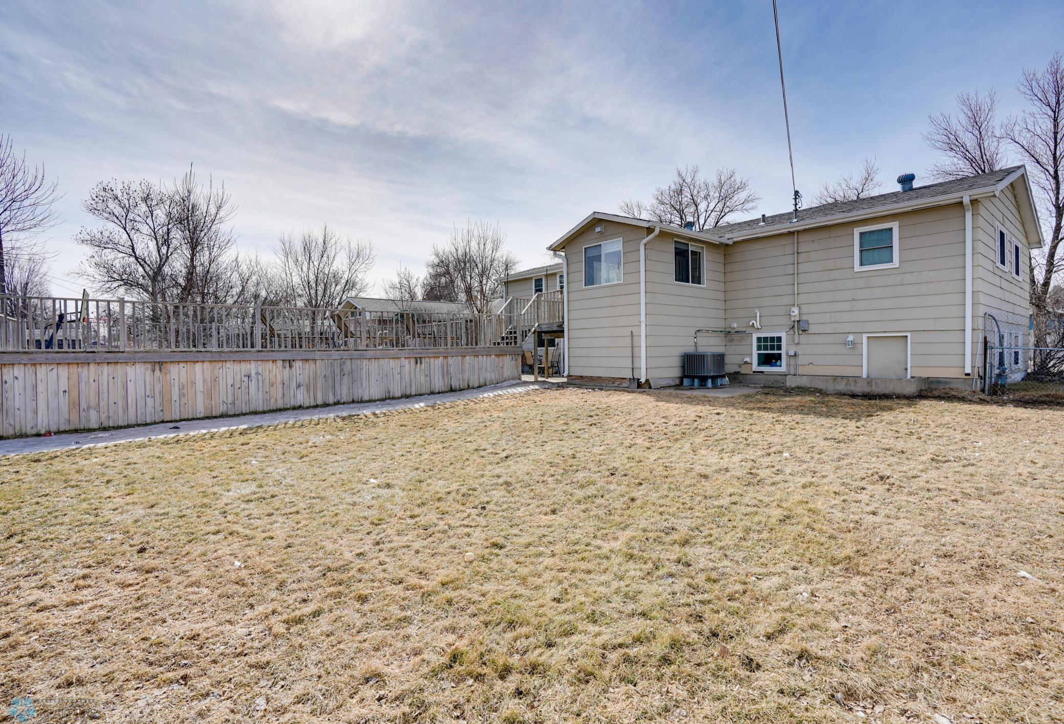 324 Cherry Court, West Fargo, North Dakota image 39