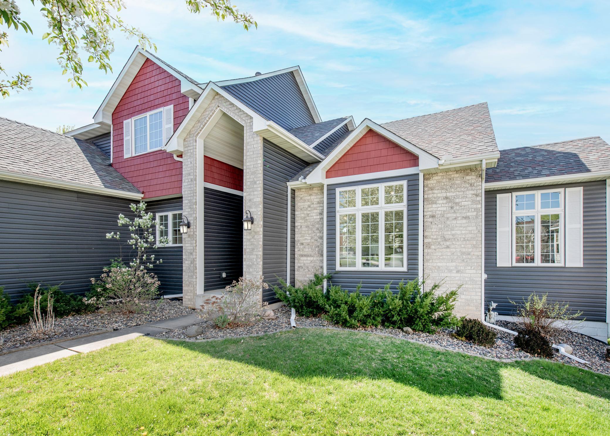 4532 Alicia Drive, Inver Grove Heights, Minnesota image 1