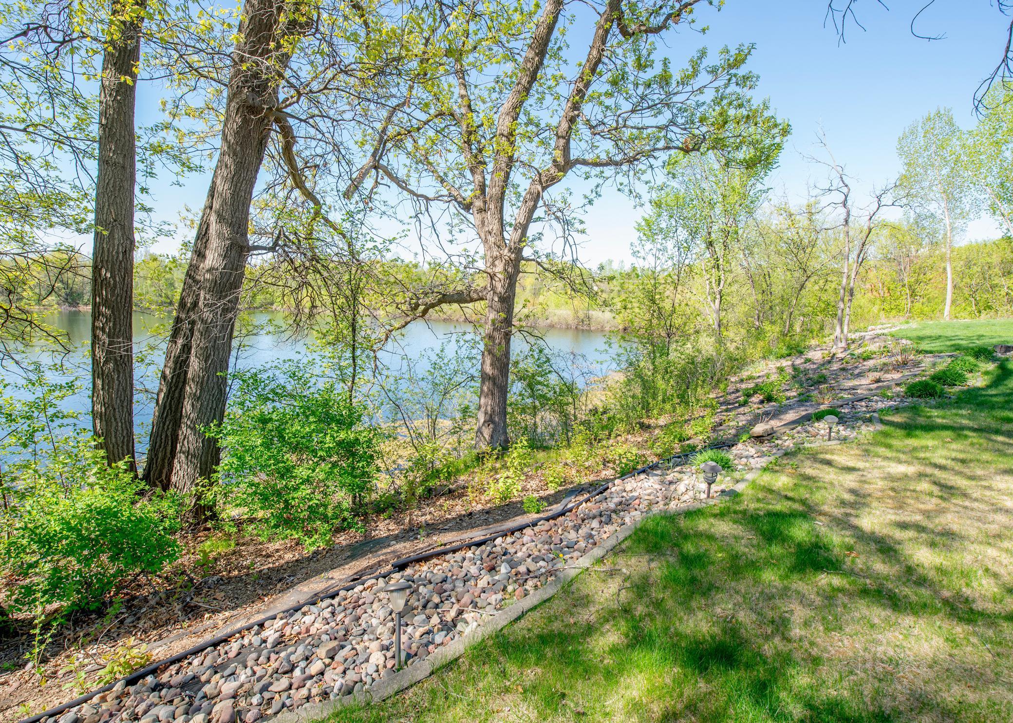 4532 Alicia Drive, Inver Grove Heights, Minnesota image 5