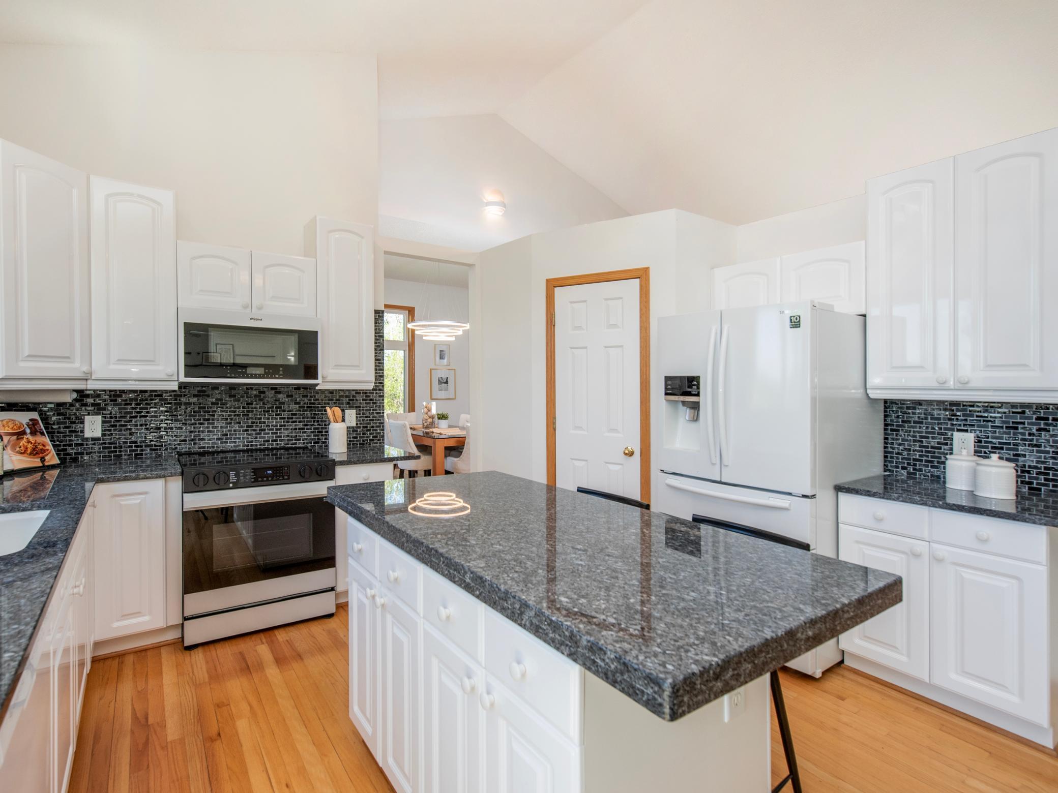 4532 Alicia Drive, Inver Grove Heights, Minnesota image 22