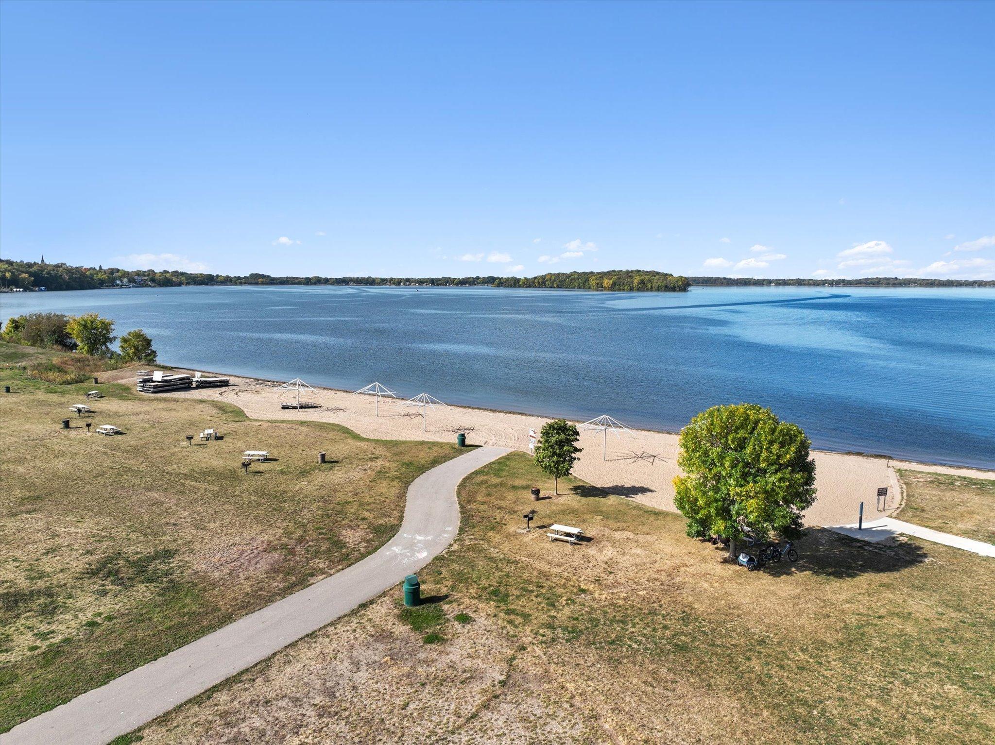 729 Winterberry Lane, Waconia, Minnesota image 28