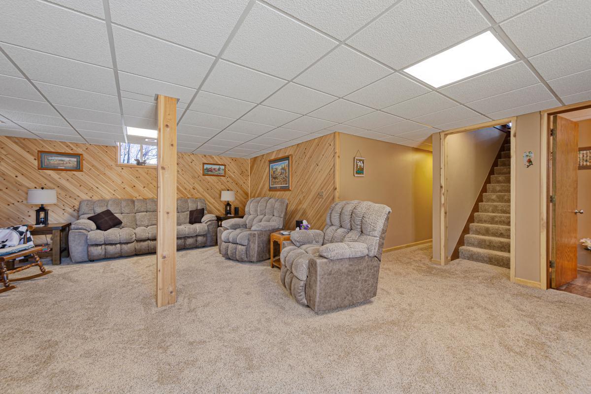 19023 Davis Avenue, Faribault, Minnesota image 34
