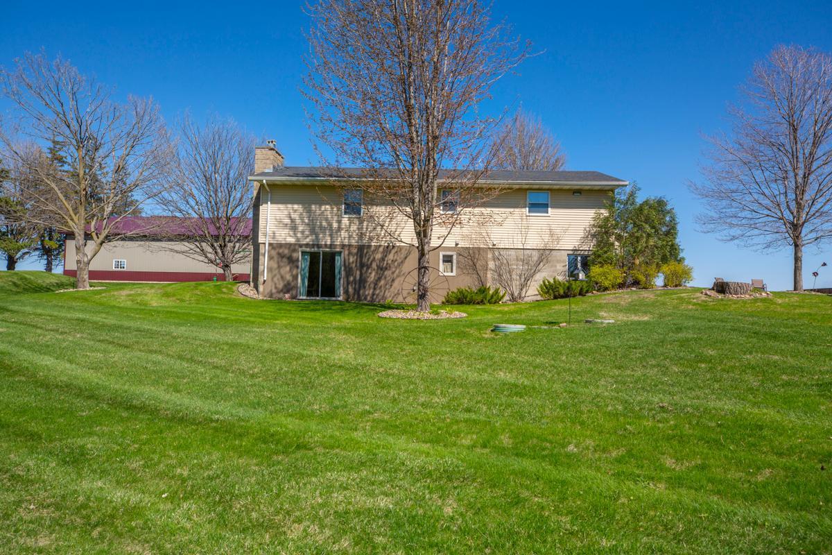 19023 Davis Avenue, Faribault, Minnesota image 16