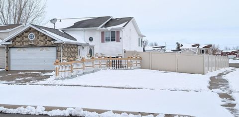 Homes For Sale - 238 Pinewood Boulevard<br/> Cass County, West Fargo, ND 58078
